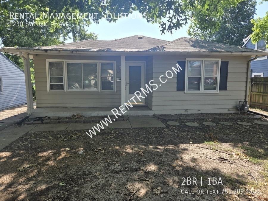 1230 Sw Oakley Ave - Photo 2 of 28