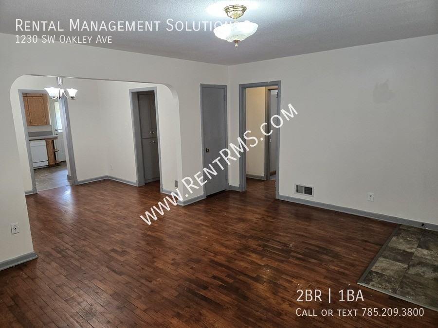 1230 Sw Oakley Ave - Photo 4 of 28