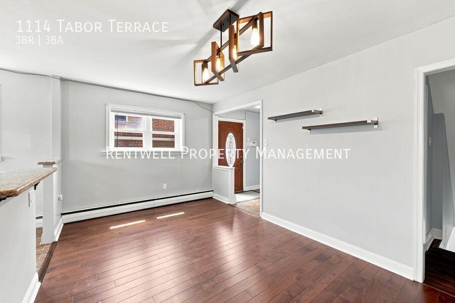 1114 Tabor Ter - Photo 2 of 27