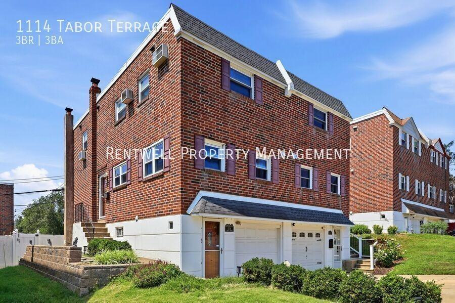 1114 Tabor Ter - Photo 4 of 27
