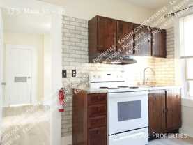 33 S Main St #2B - Photo 1 of 1