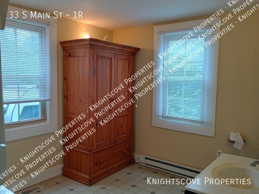 33 S Main St #1R - Photo 6 of 22
