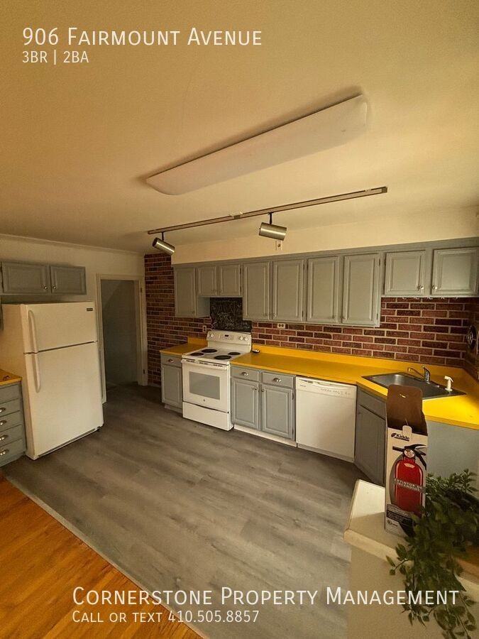 906 Fairmount Ave - Photo 5 of 11