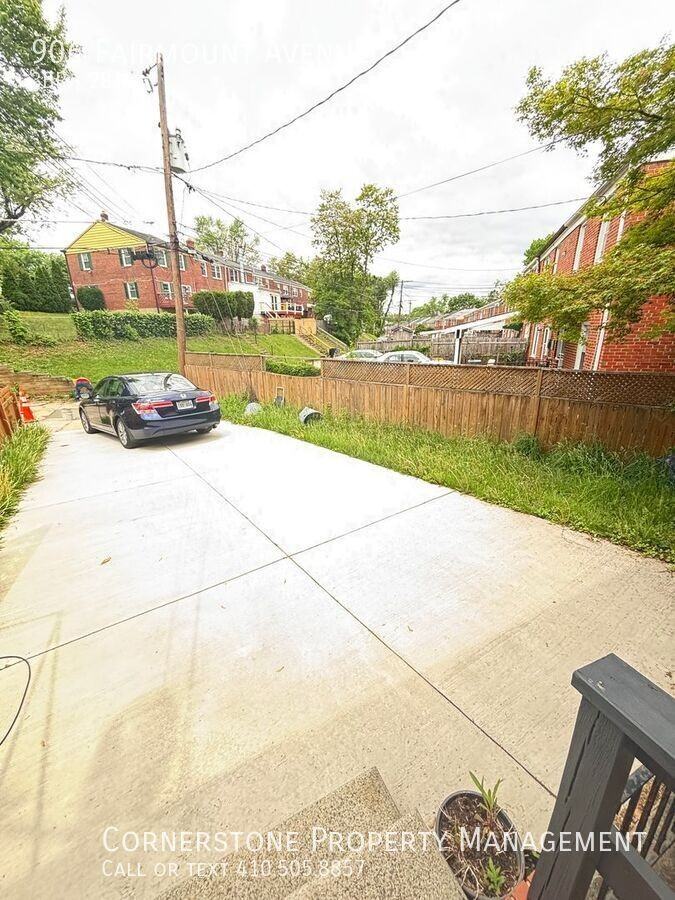 906 Fairmount Ave - Photo 6 of 11