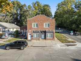 featured image of 2401 High St #1