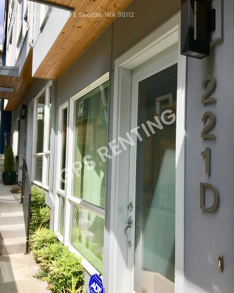 221 24th Ave E #D - Photo 2 of 20