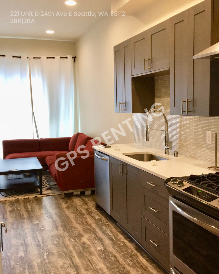 221 24th Ave E #D - Photo 7 of 20