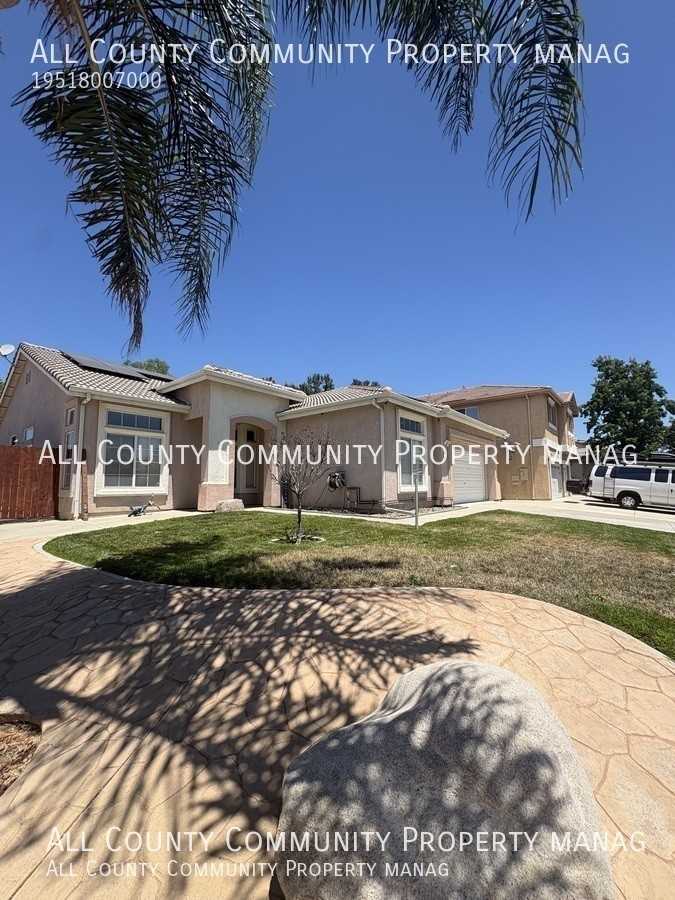 39560 Bonaire Way - Photo 5 of 38