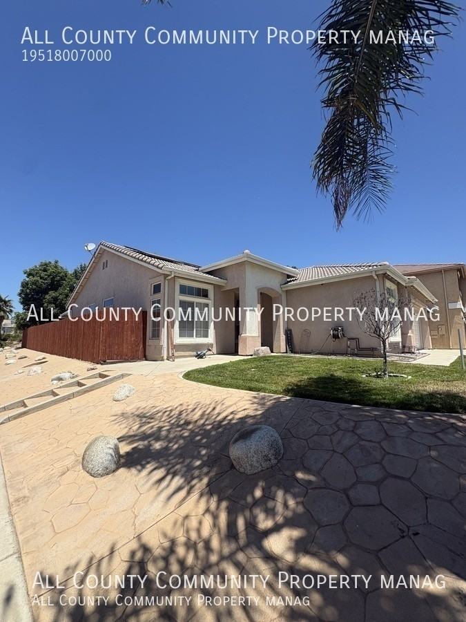 39560 Bonaire Way - Photo 4 of 38