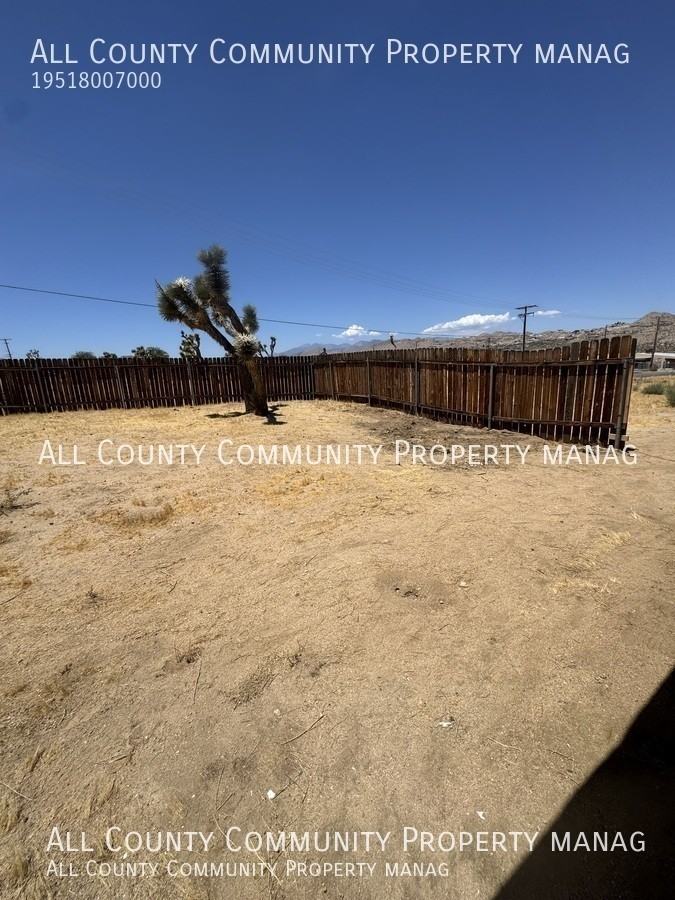 58439 Palisade Dr #B - Photo 2 of 16