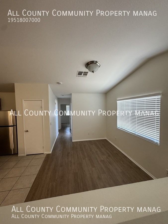 58439 Palisade Dr #B - Photo 5 of 16