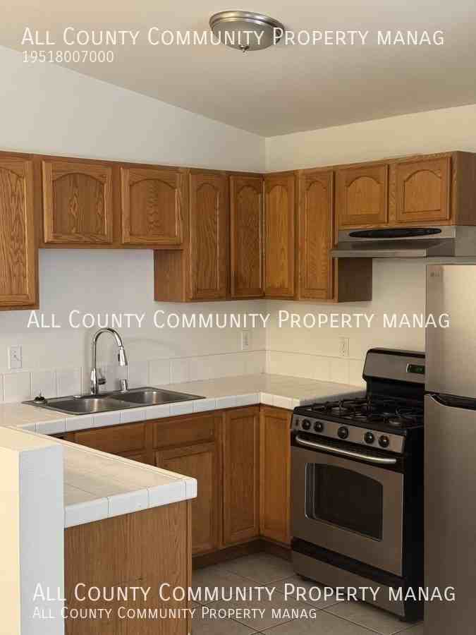 58439 Palisade Dr #B - Photo 7 of 16