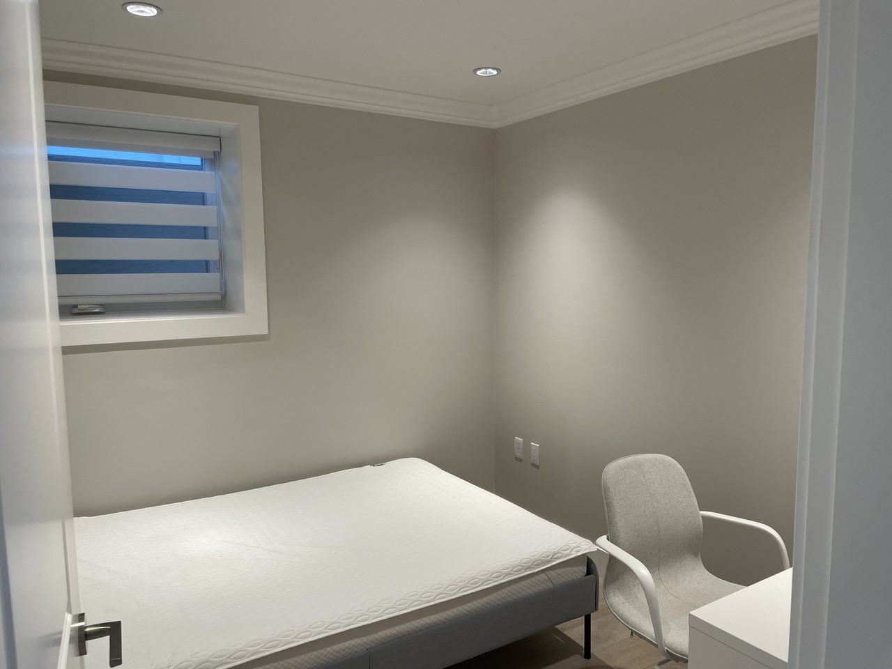 4911 Blenheim Street - Photo 5 of 10