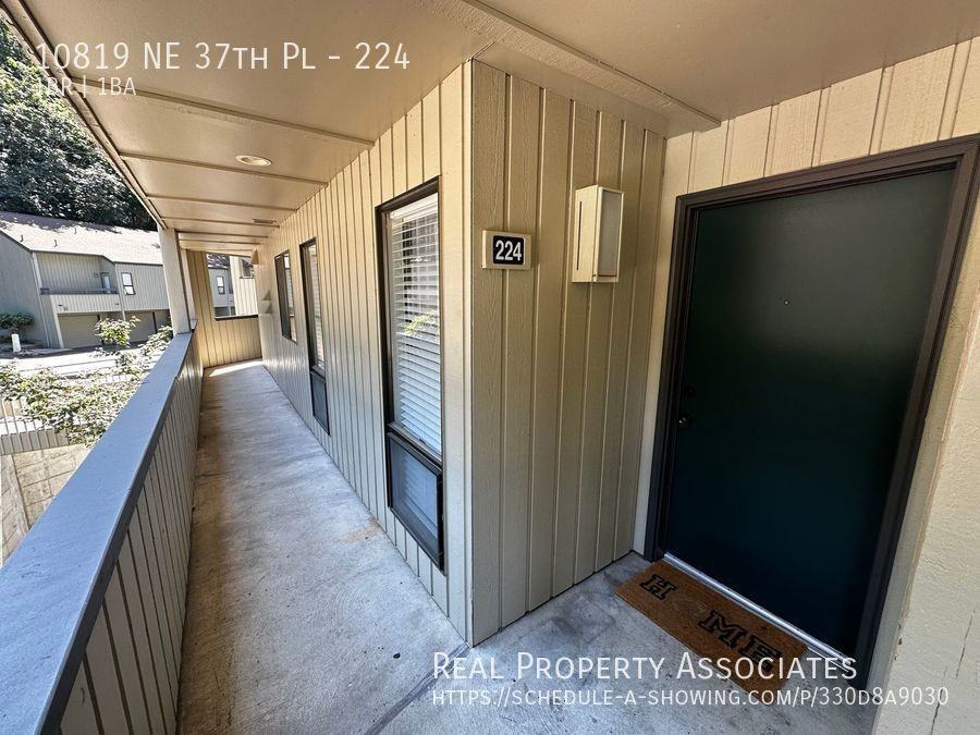 10819 Ne 37th Pl #224 - Photo 6 of 16
