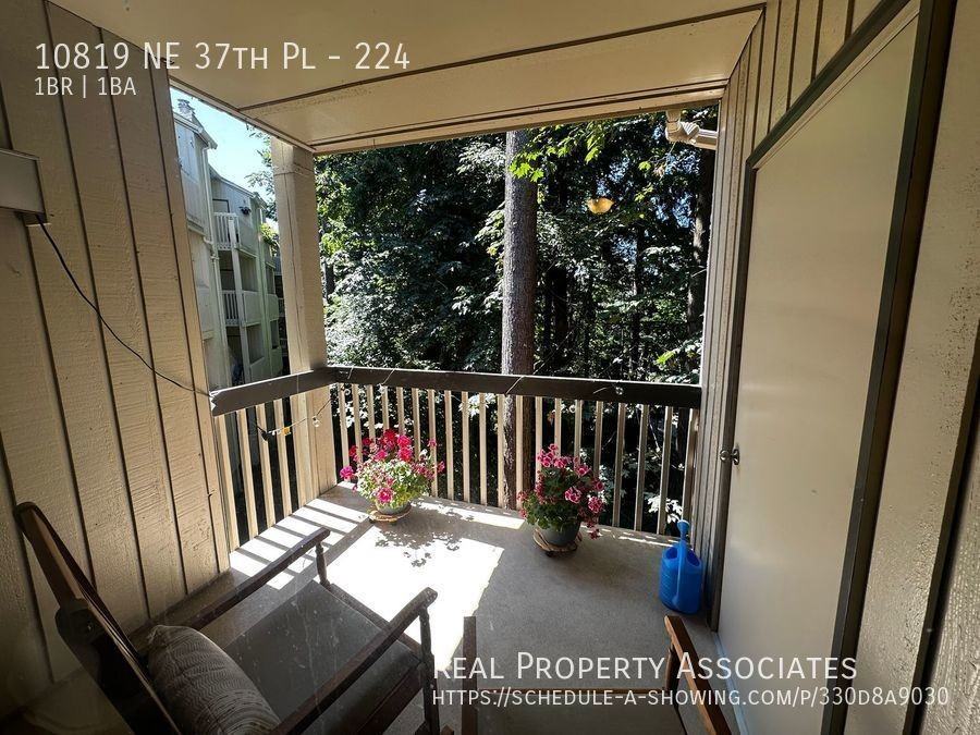 10819 Ne 37th Pl #224 - Photo 7 of 16