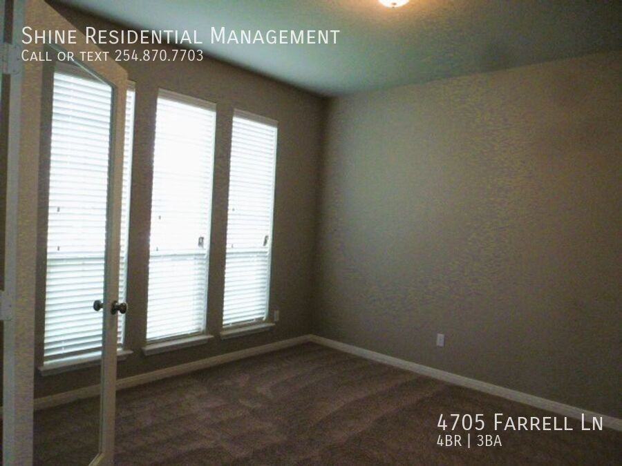 4705 Farrell Ln - Photo 3 of 42