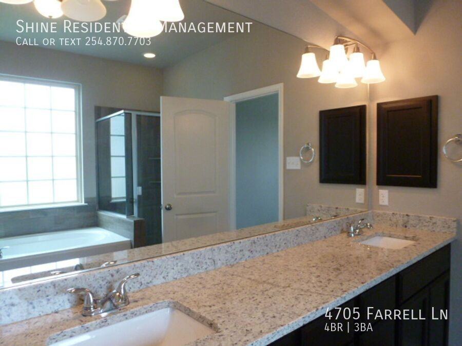 4705 Farrell Ln - Photo 7 of 42