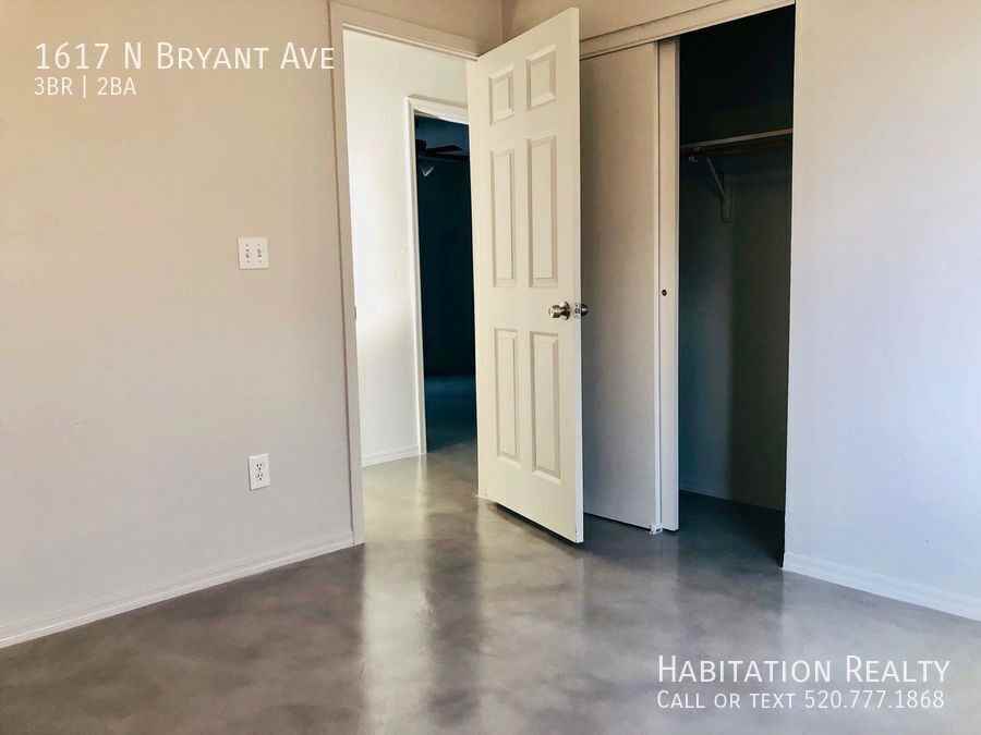 1617 N Bryant Ave - Photo 5 of 13