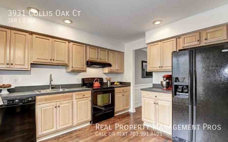 3931 Collis Oak Ct - Photo 5 of 16