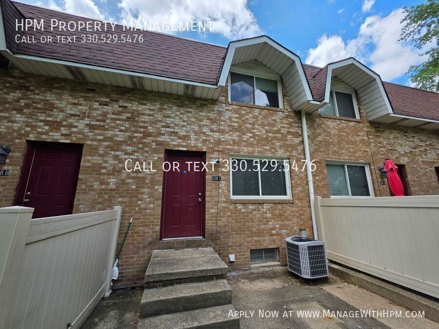 208 Northwest Ave #C - Photo 2 of 22