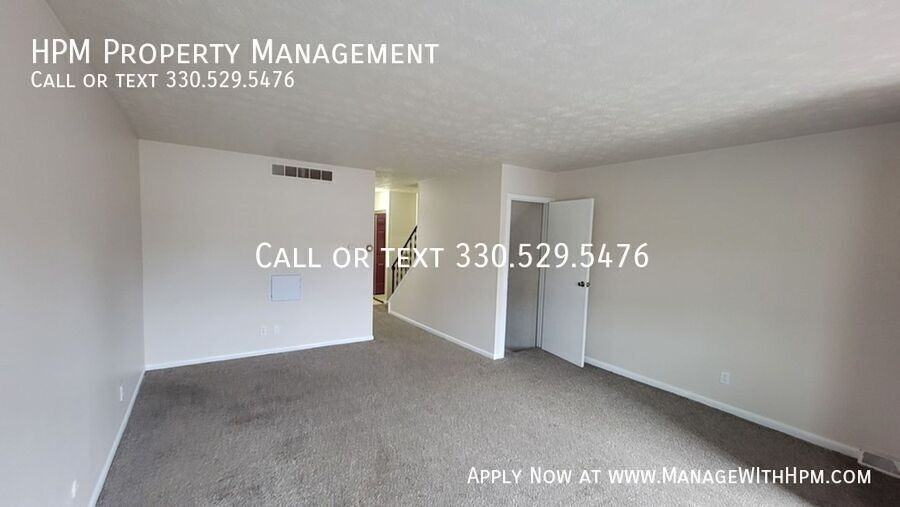 208 Northwest Ave #C - Photo 4 of 22