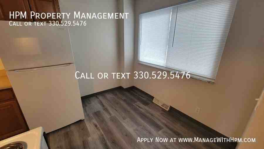 208 Northwest Ave #C - Photo 6 of 22