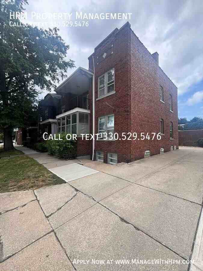 18251 Detroit Ave #8