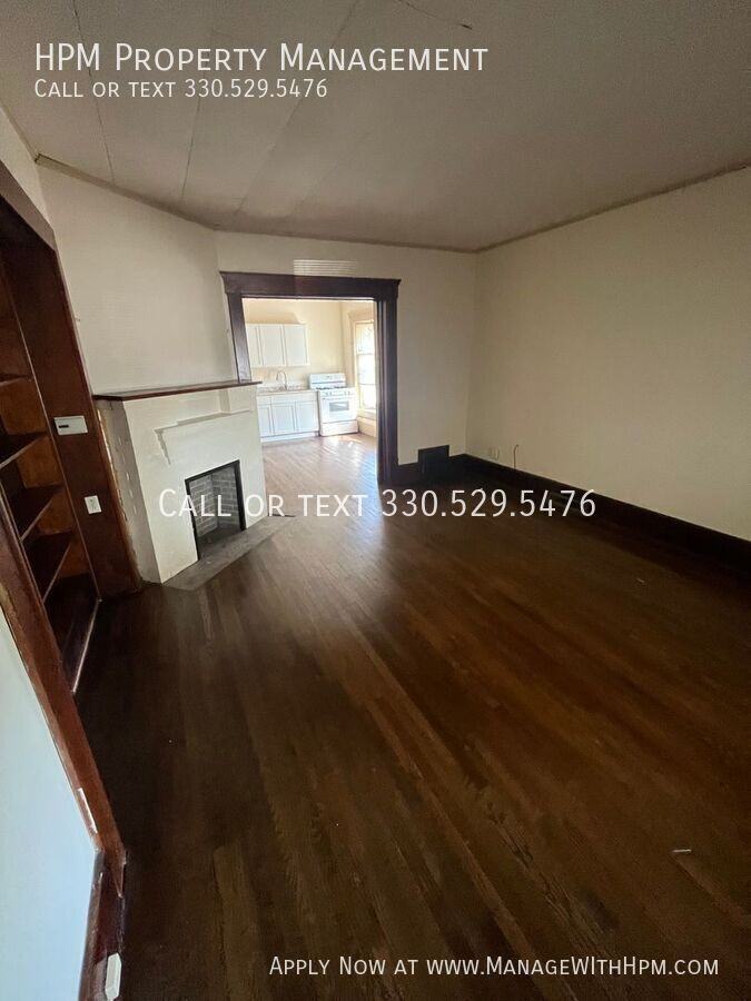 24 Grand Ave #1 - Photo 3 of 10