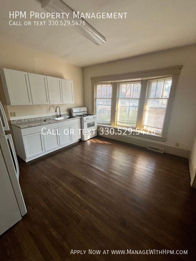 24 Grand Ave #1 - Photo 5 of 10