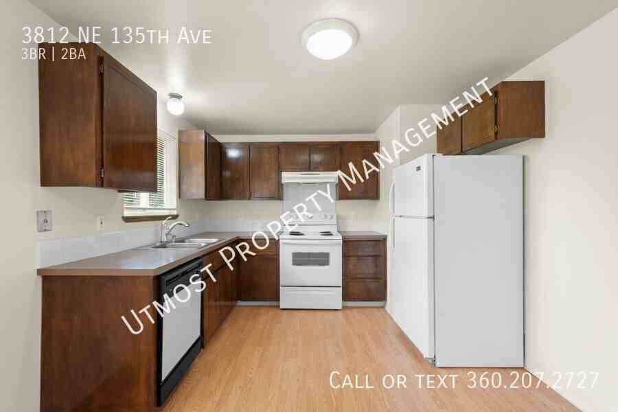 3812 Ne 135th Ave - Photo 2 of 11