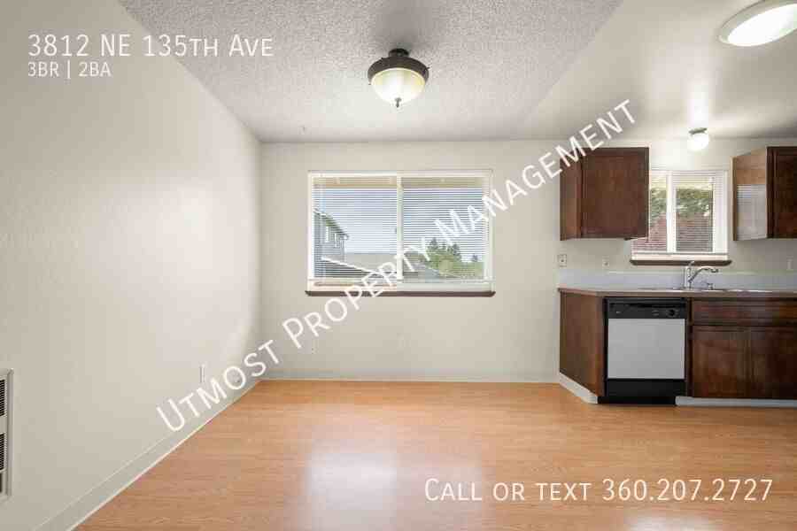 3812 Ne 135th Ave - Photo 3 of 11