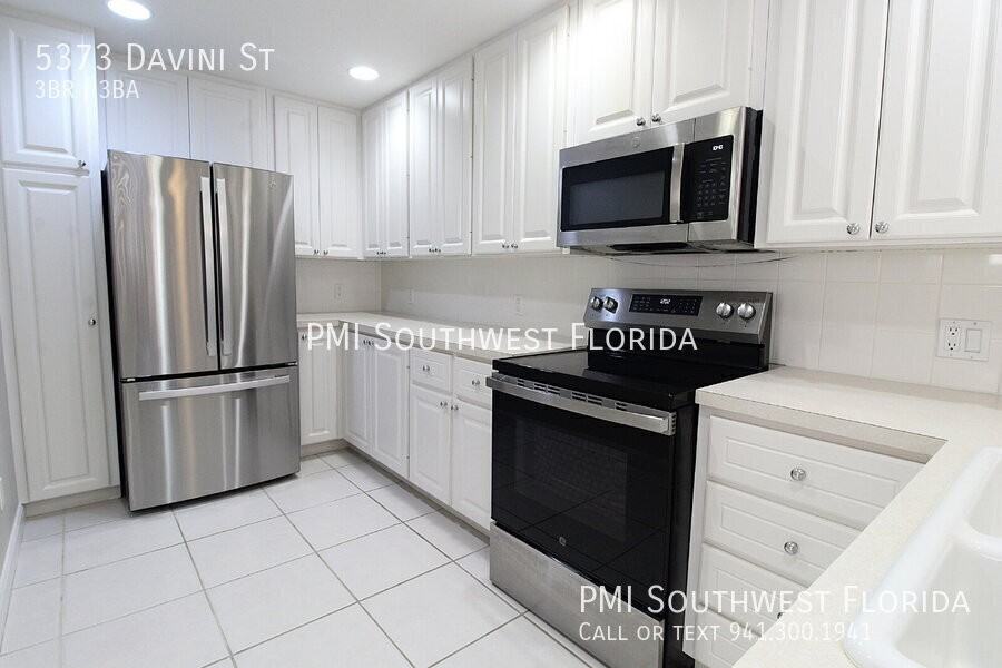 5373 Davini St - Photo 7 of 41