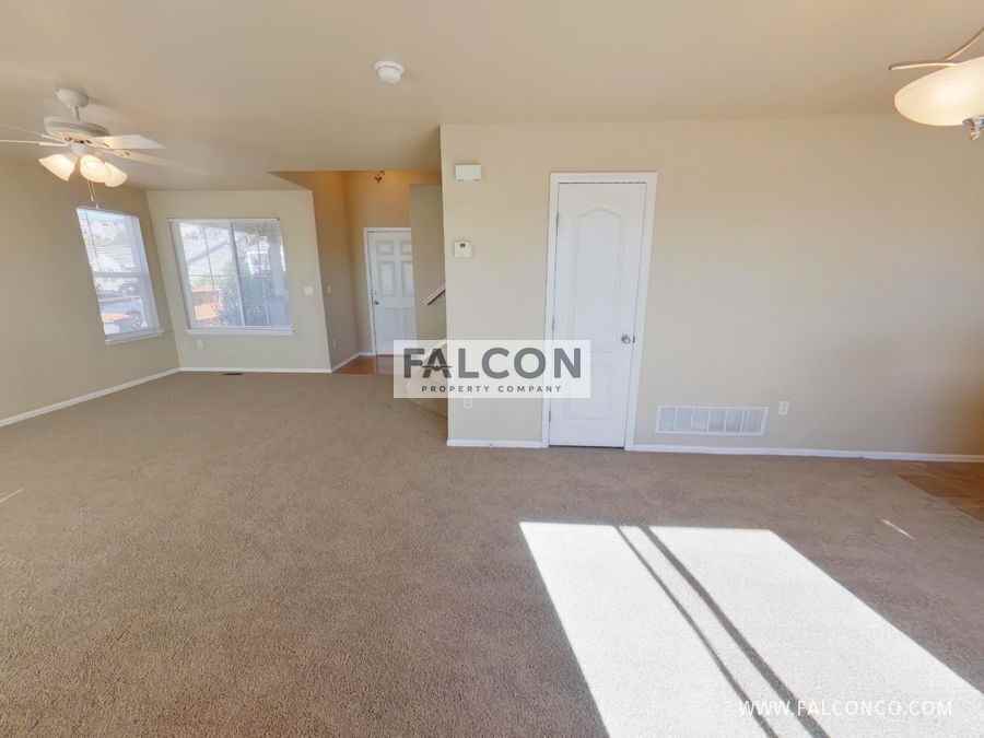 7573 Duck Hawk Pl - Photo 4 of 18