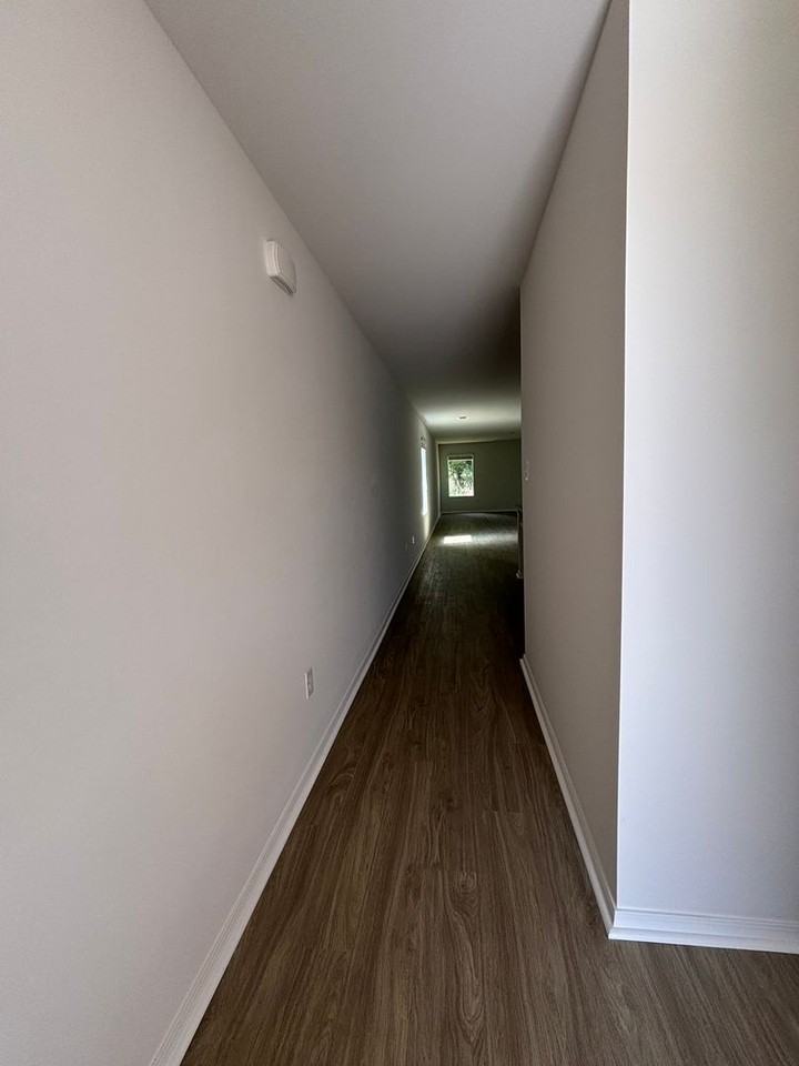 350 Moonlight Graham Blvd - Photo 3 of 20
