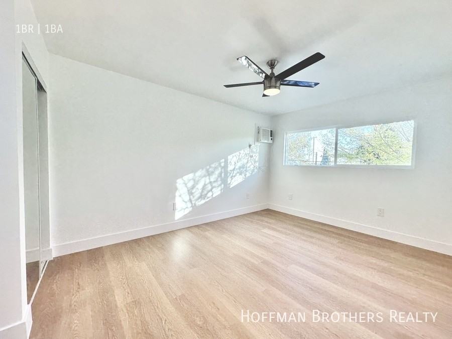 2323 Marathon St #7 - Photo 5 of 10