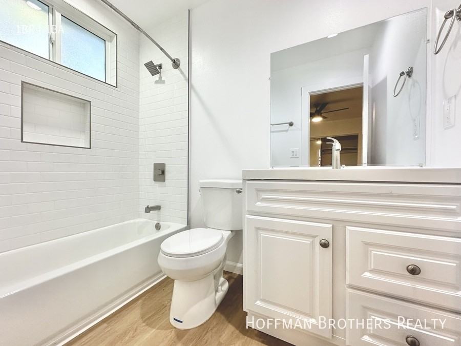 2323 Marathon St #7 - Photo 7 of 10