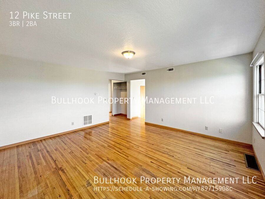 12 Pike St - Photo 3 of 28