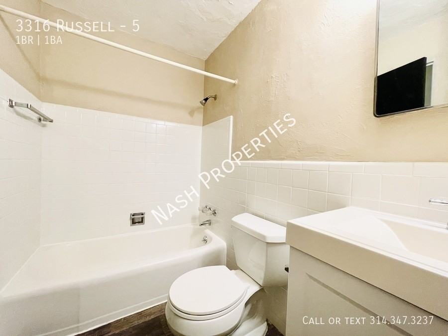3316 Russell Blvd #5 - Photo 4 of 6