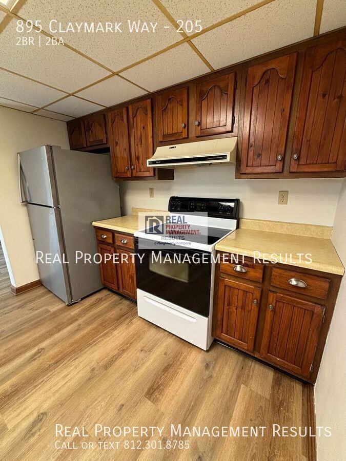 895 Claymark Way #205 - Photo 7 of 17