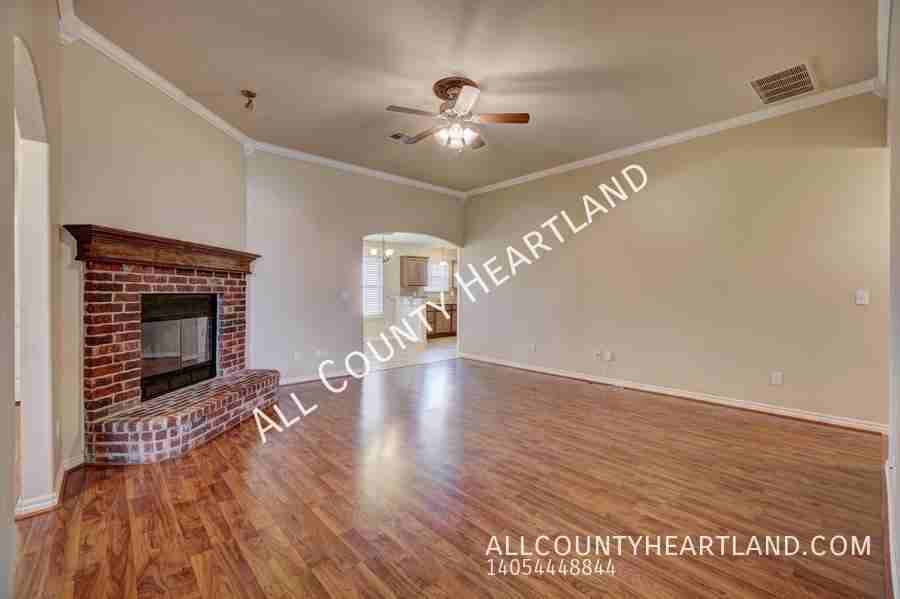 510 Ne 20th St - Photo 4 of 37
