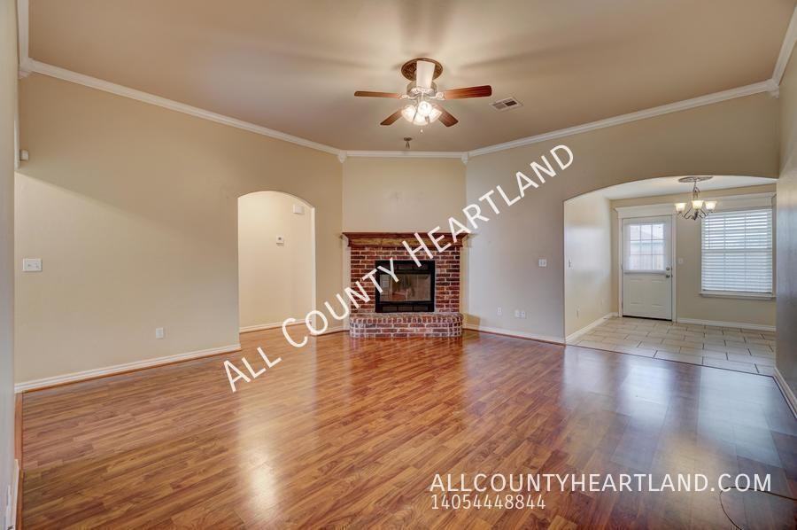 510 Ne 20th St - Photo 7 of 37