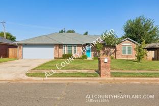 8801 Scirocco Cir - Photo 1 of 1