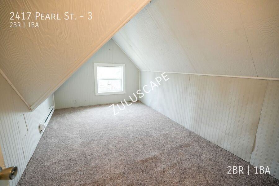 2417 Pearl St #3 - Photo 6 of 10
