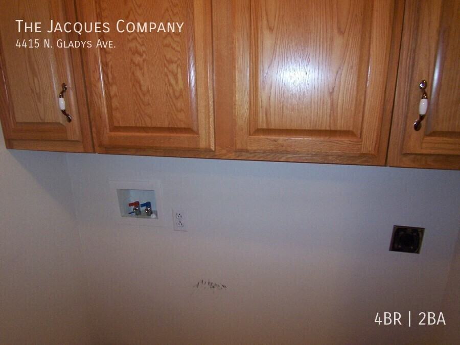 4415 Gladys Ave - Photo 5 of 14
