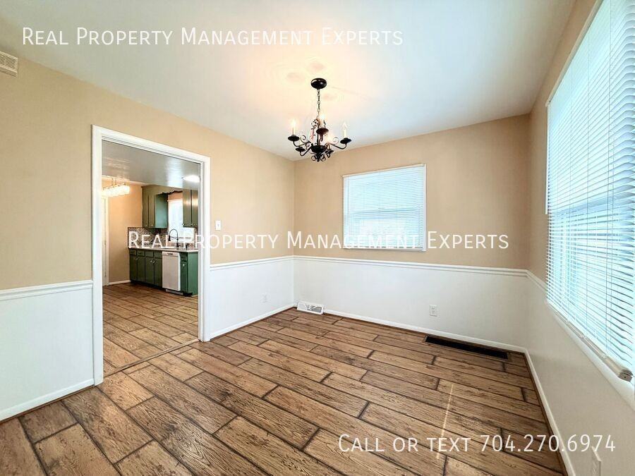 4008 Irvington Dr - Photo 7 of 17