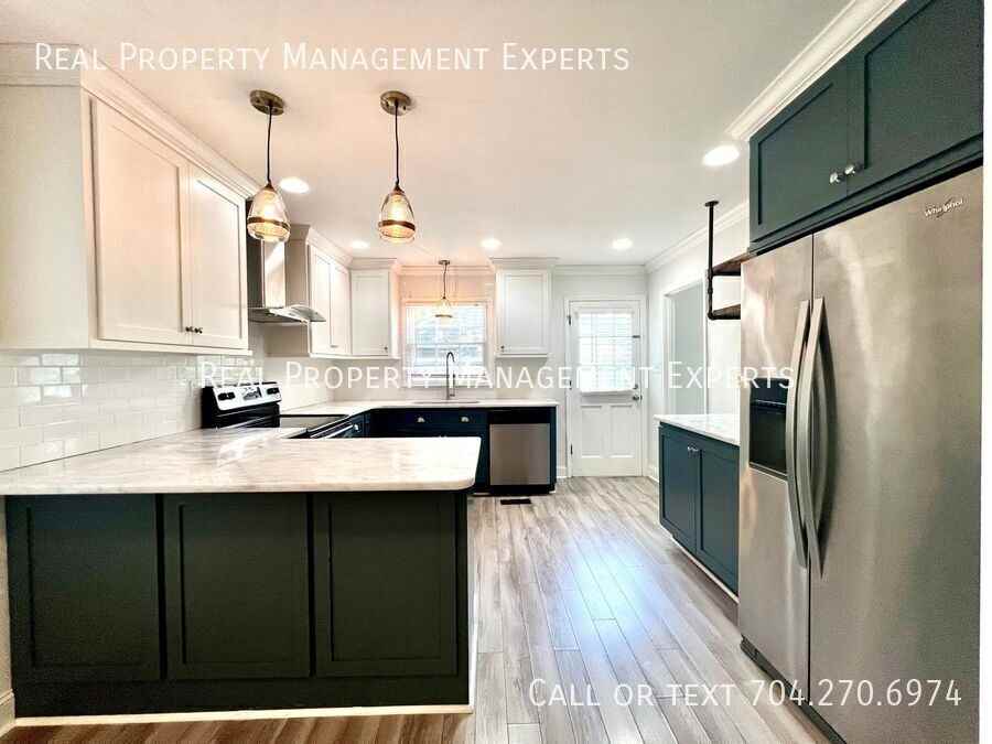 1415 Jodhpur Ct - Photo 2 of 22