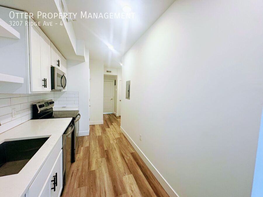 3207 Ridge Ave #4 - Photo 7 of 23