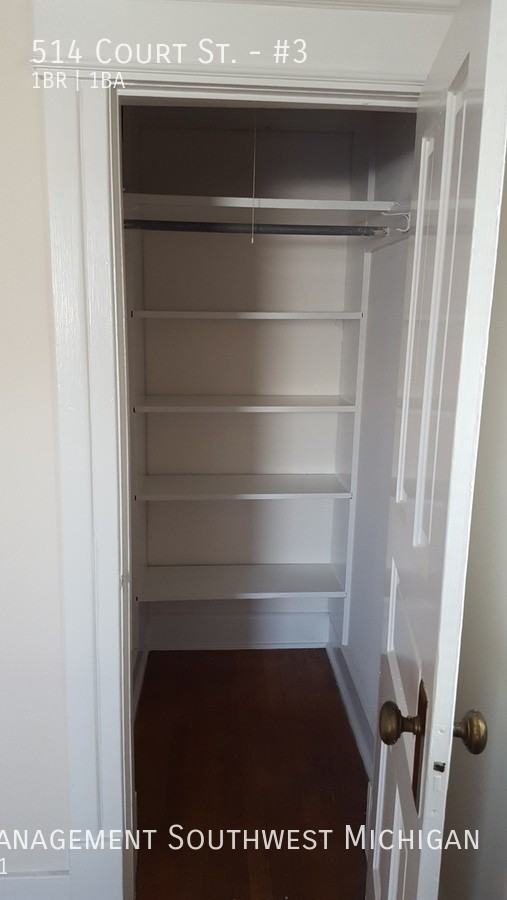 514 Court St #3 - Photo 6 of 11
