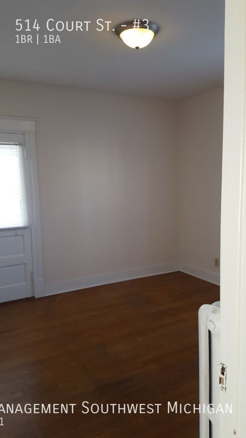 514 Court St #3 - Photo 7 of 11