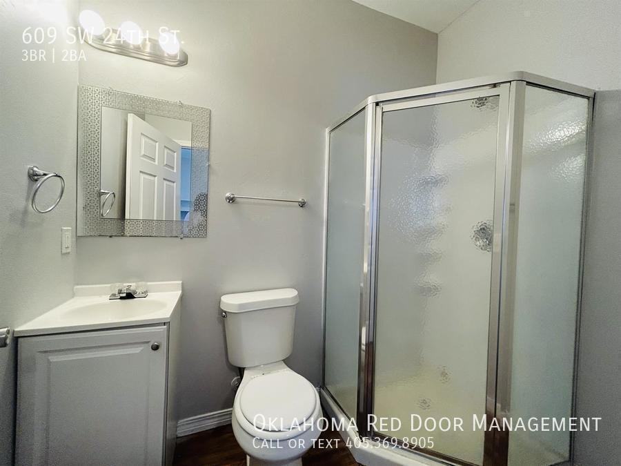 609 Sw 24th St #24 - Photo 3 of 13
